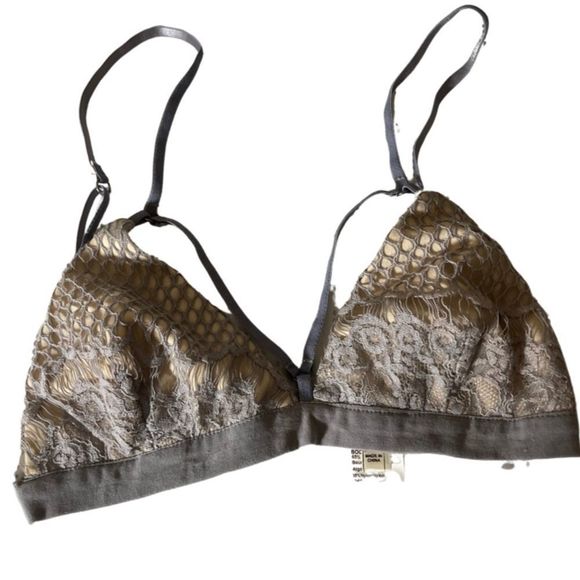 NYTT Minimalist Crochet Lavender over nude SEXY Bralette XS - Picture 1 of 5